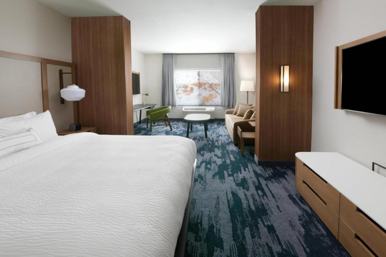 Fairfield & By Marriott El Dorado