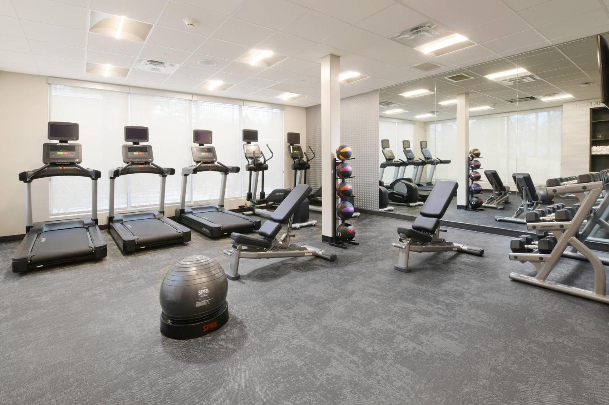 Fairfield & By Marriott 3* El Dorado